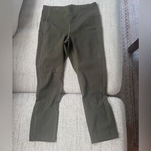 Lululemon Olive Green Running Crop